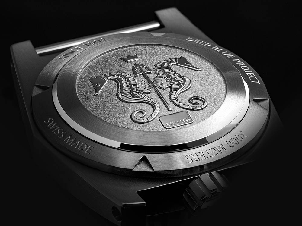 zrc grands fonds 3000 caseback closeup